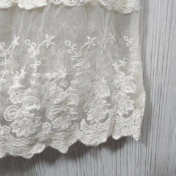 Dejavu open crocheted top with sheer laced body tank top one size - Picture 9 of 10